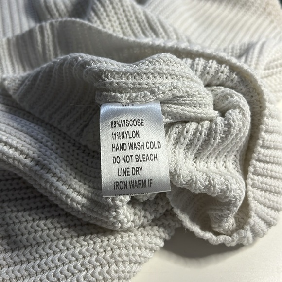 Newbury Kustom white knitted tank top crochet like fabric V-neck sleeveless L - Picture 6 of 7